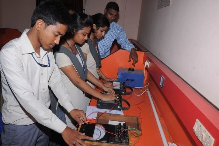 Trident Academy of Technology campus in Bhubaneswar, Odisha, India — photo 3