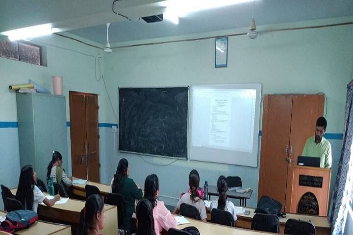 Christ College campus in Bhopal, Madhya Pradesh, India — photo 2