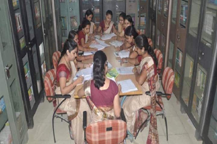 Rajeev Gandhi College campus in Bhopal, Madhya Pradesh, India — photo 2