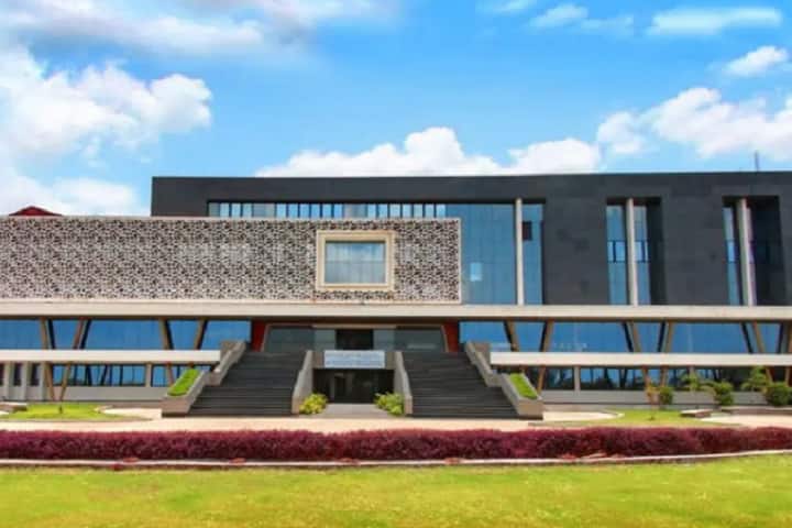 Gyanmanjari Innovative University, Bhavnagar campus in Bhavnagar, Gujarat, India