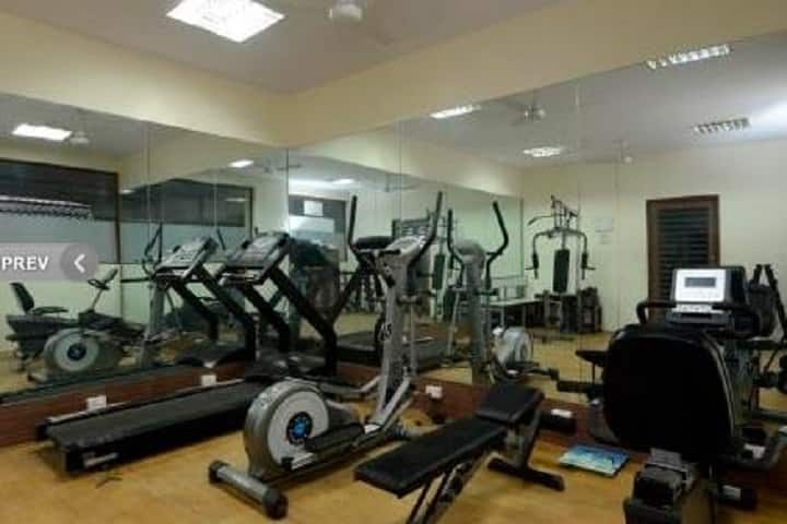 Gurukul College of Commerce campus in Mumbai, Maharashtra, India — photo 2