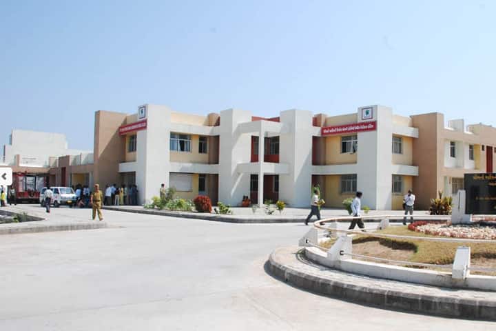 Dr ML Dhawale Memorial Homoeopathic Institute campus in Palghar, Maharashtra, India — photo 2