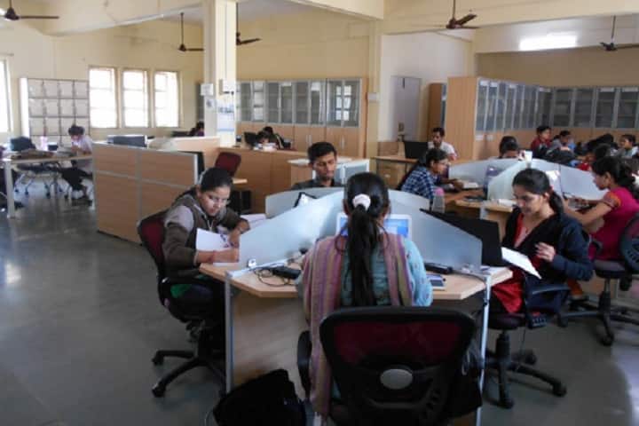 Dr ML Dhawale Memorial Homoeopathic Institute campus in Palghar, Maharashtra, India — photo 5