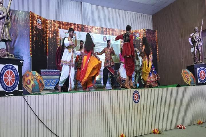 Mahatma Gandhi Rural Development and Panchayat Raj University campus in Gadag, Karnataka, India — photo 3