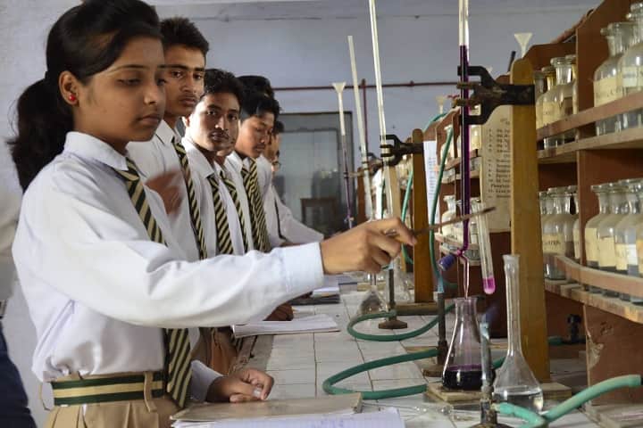 Eram Girls Degree College campus in Lucknow, Uttar Pradesh, India — photo 2