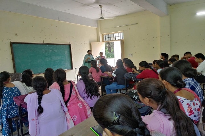 Government Ripudaman College campus in Patiala, Punjab, India — photo 4