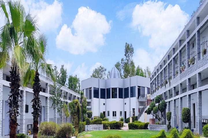 Maharaja Ranjit Singh College campus in Sri Muktsar Sahib, Punjab, India — photo 1
