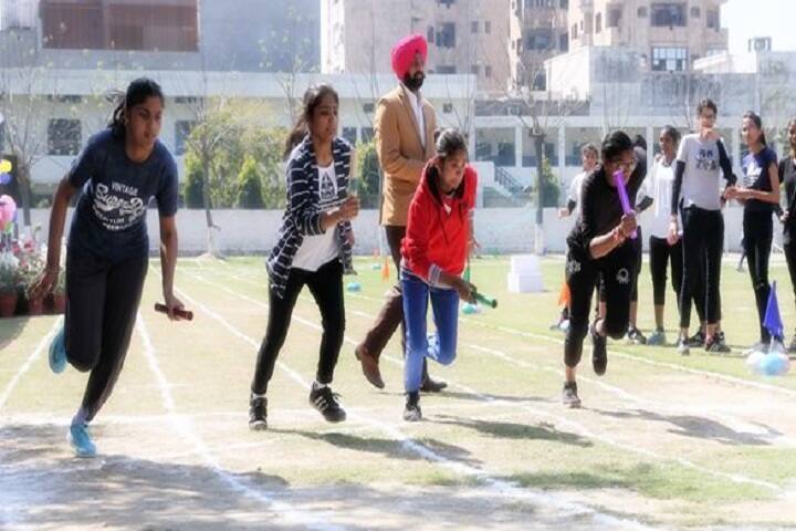 Guru Nanak Khalsa College for Women campus in Ludhiana, Punjab, India — photo 4