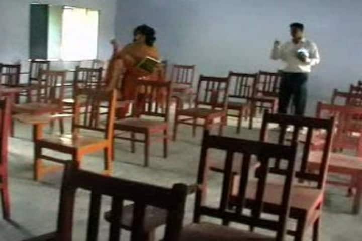 Raja Kanh PG College campus in Sultanpur, Uttar Pradesh, India — photo 2