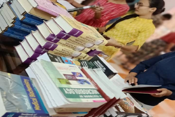 Shree Sahajanand Institute of Nursing campus in Bhavnagar, Gujarat, India — photo 6