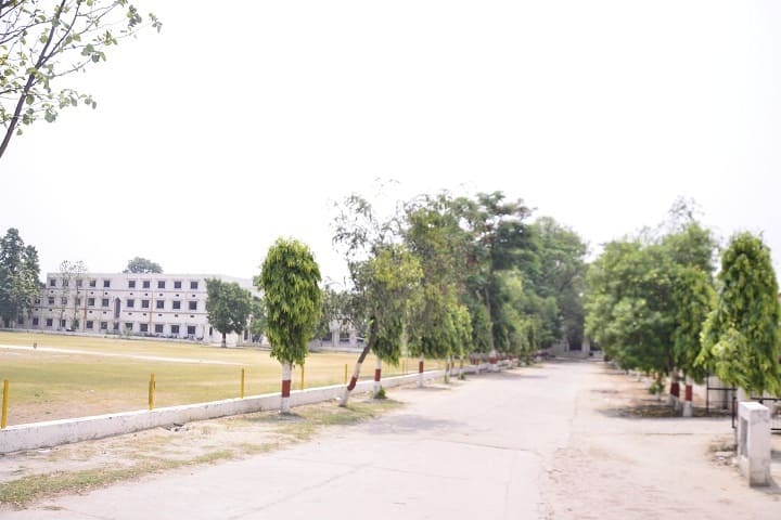 Kisan PG College campus in Bahraich, Uttar Pradesh, India — photo 3