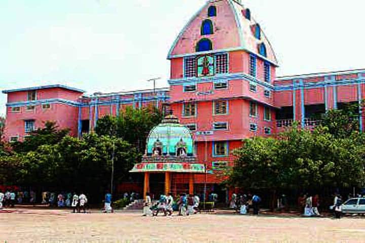 Vivekananda College campus in Madurai, Tamil Nadu, India — photo 1