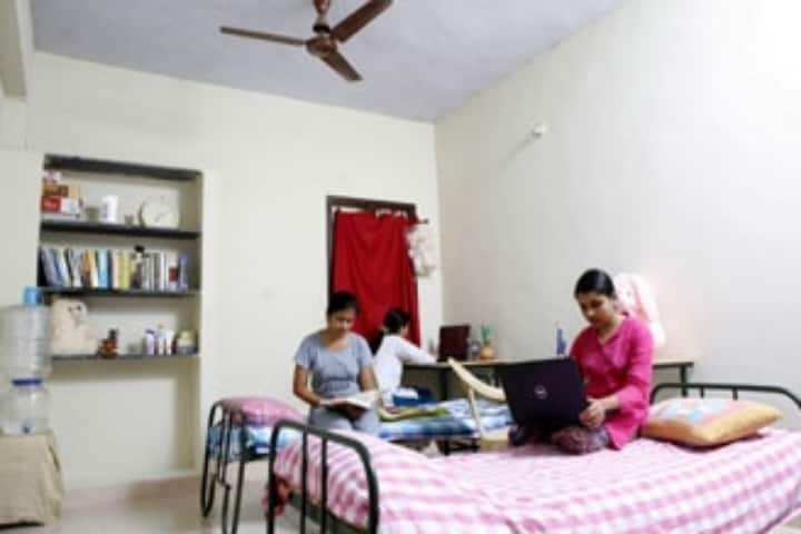 Bharath Institute of Higher Education and Research campus in Chennai, Tamil Nadu, India — photo 6