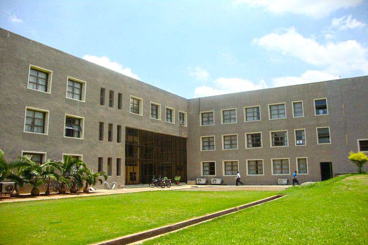 Tolani Maritime Institute campus in Mumbai, Maharashtra, India — photo 1