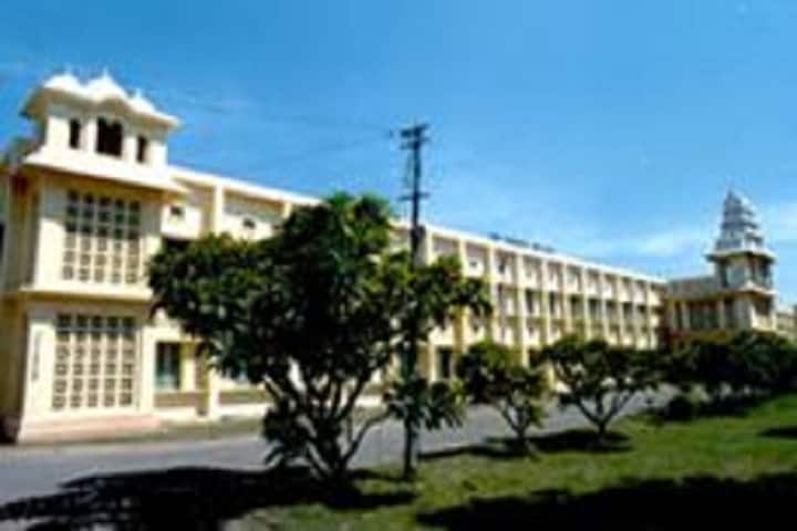 Sri Sarada College for Women campus in Salem, Tamil Nadu, India — photo 1