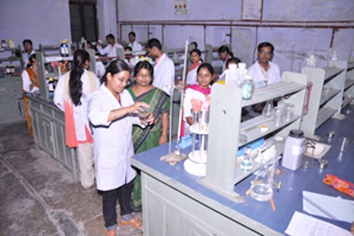 DAV College Kanpur campus in Kanpur, Uttar Pradesh, India — photo 4