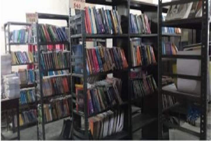 Pratap Bahadur Post Graduate College campus in Pratapgarh City, Uttar Pradesh, India — photo 4