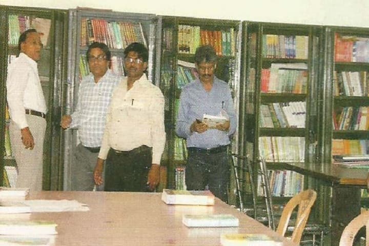 Urmila Devi Degree College campus in Handia, Uttar Pradesh, India — photo 3