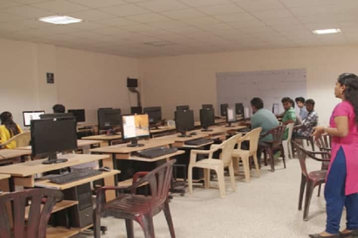 Asan Memorial College of Arts and Science campus in Chennai, Tamil Nadu, India — photo 3