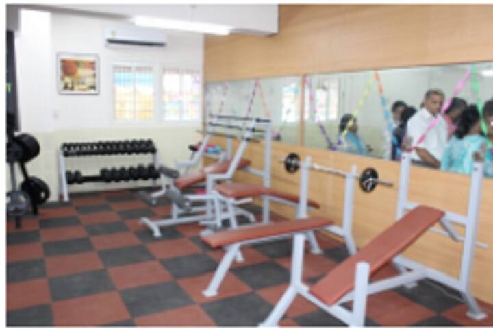 Smt Kamaladevi Gauridutt Mittal College of Arts and Commerce campus in Mumbai, Maharashtra, India — photo 6