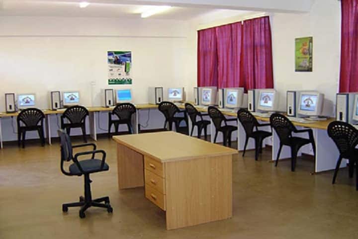 Pandit Ram Kedar Ram Kishore Tripathi Mahavidyalaya campus in Sultanpur, Uttar Pradesh, India — photo 3