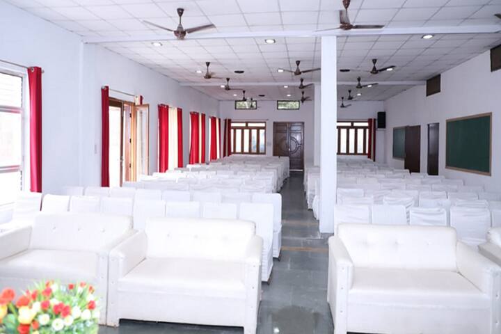MESCO Institute of Pharmacy campus in Amroha, Uttar Pradesh, India — photo 6