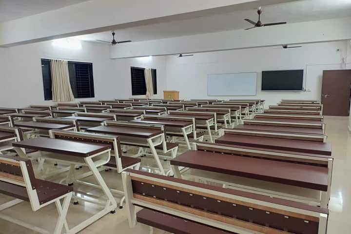 ASPM Ayurved Medical College and Hospital campus in Sindhudurg, Maharashtra, India — photo 3