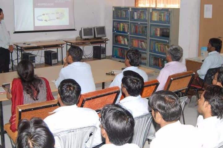 Dr APJ Abdul Kalam University campus in Indore, Madhya Pradesh, India — photo 4