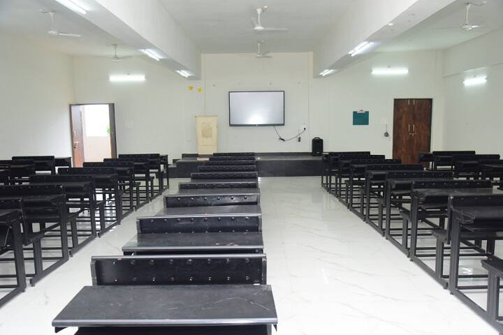 Shree Samartha Ayurvedic Medical College and Hospital campus in Akola, Maharashtra, India — photo 6