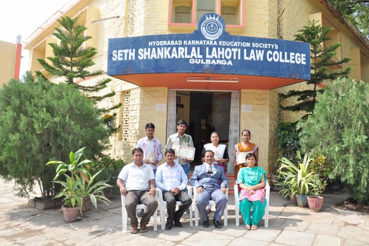 HKE Society's Seth Shankarlal Lahoti Law College campus in Gulbarga, Karnataka, India — photo 1