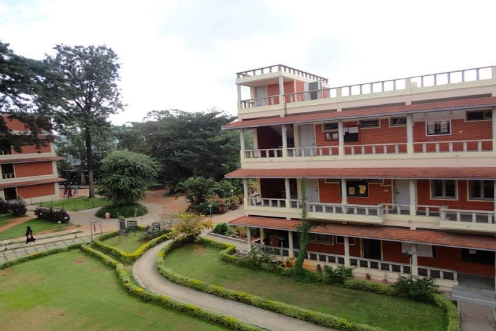 Bishop Cotton Womens Christian Law College campus in Bangalore, Karnataka, India — photo 1
