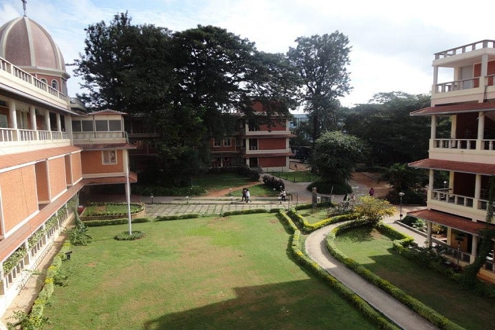 Bishop Cotton Womens Christian Law College campus in Bangalore, Karnataka, India — photo 3