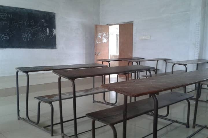 Vignan Degree and PG College campus in Guntur, Andhra Pradesh, India — photo 2