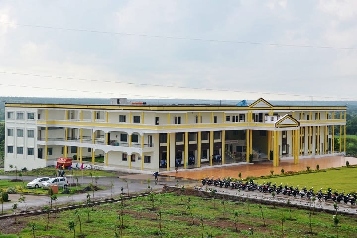 Rajarshi Shahu Maharaj Ayurved College campus in Buldhana, Maharashtra, India — photo 1