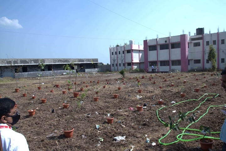 AAEMF's New Life Ayurvedic College, Pune campus photo