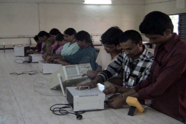 DNR College of Engineering and Technology campus in Bhimavaram, Andhra Pradesh, India — photo 2
