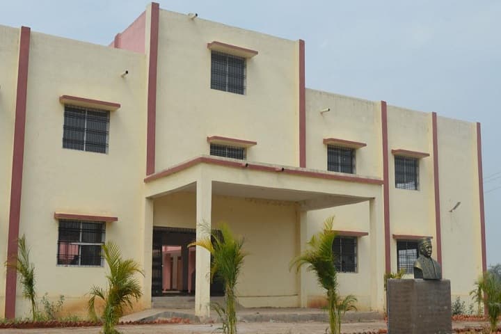 Government Gajanand Agrawal Post Graduate College campus in Bhatapara, Chhattisgarh, India — photo 2