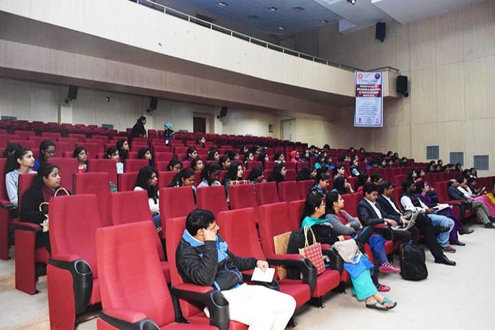 Shaheed Rajguru College of Applied Science for Women campus in New Delhi, Delhi, India — photo 2