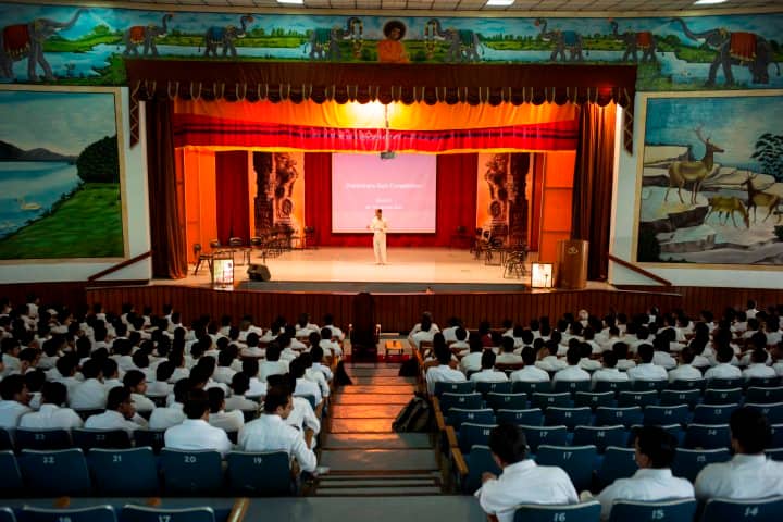SSSIHL Prasanthi Nilayam campus in Puttaparthi, Andhra Pradesh, India — photo 3