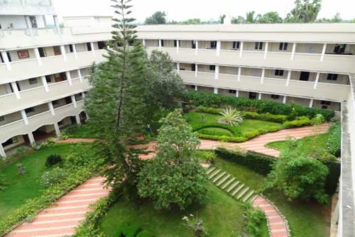 Malankara Catholic College campus in Kaliakkavilai, Tamil Nadu, India — photo 1