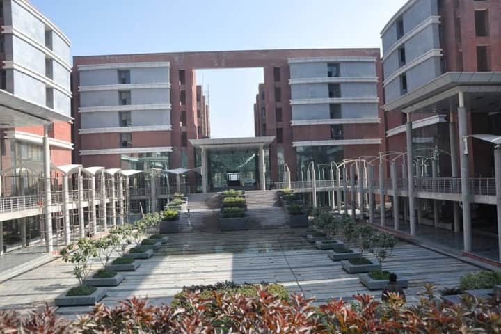 Amity University Gurgaon campus photo