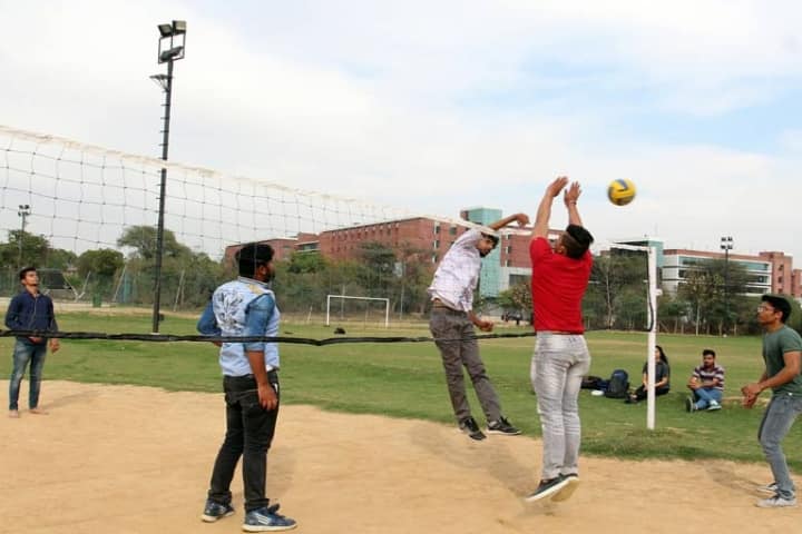 Amity University Gurgaon campus in Gurgaon, Haryana, India — photo 5