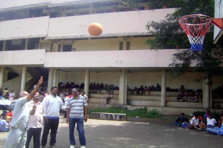 Deshbhakta Ratnappa Kumbhar College of Commerce campus in Kolhapur, Maharashtra, India — photo 6