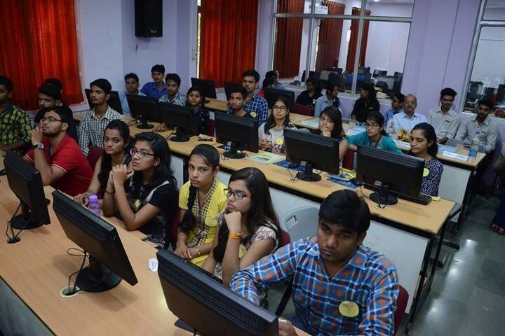 Prestige Institute of Management and Research campus in Gwalior, Madhya Pradesh, India — photo 6
