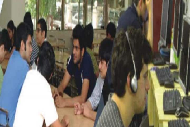 Rao Jai Ram Degree College campus in Mohindergarh, Haryana, India — photo 5