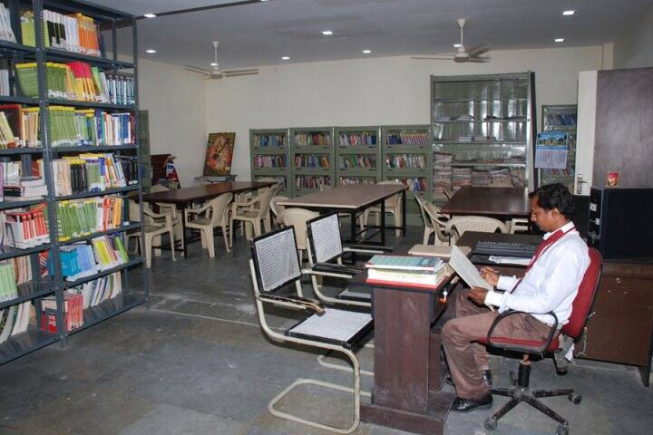 SD Signodia College of Arts and Commerce and PG Centre campus in Hyderabad, Telangana, India — photo 4