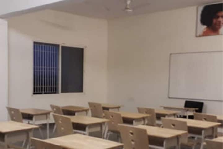 Sri Sathya Sai University for Human Excellence campus in Gulbarga, Karnataka, India — photo 5