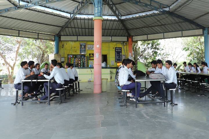 Shri Guru Sandipani Institute of Management campus in Ujjain, Madhya Pradesh, India — photo 4