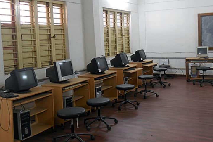University Institute of Pharmacy campus in Raipur, Chhattisgarh, India — photo 4