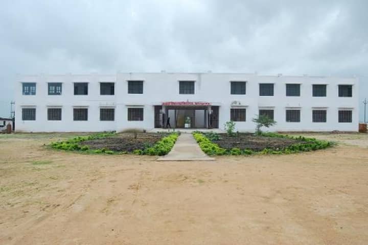 Adarsh Shiksha Mahavidyalaya campus in Chhatarpur, Madhya Pradesh, India — photo 2